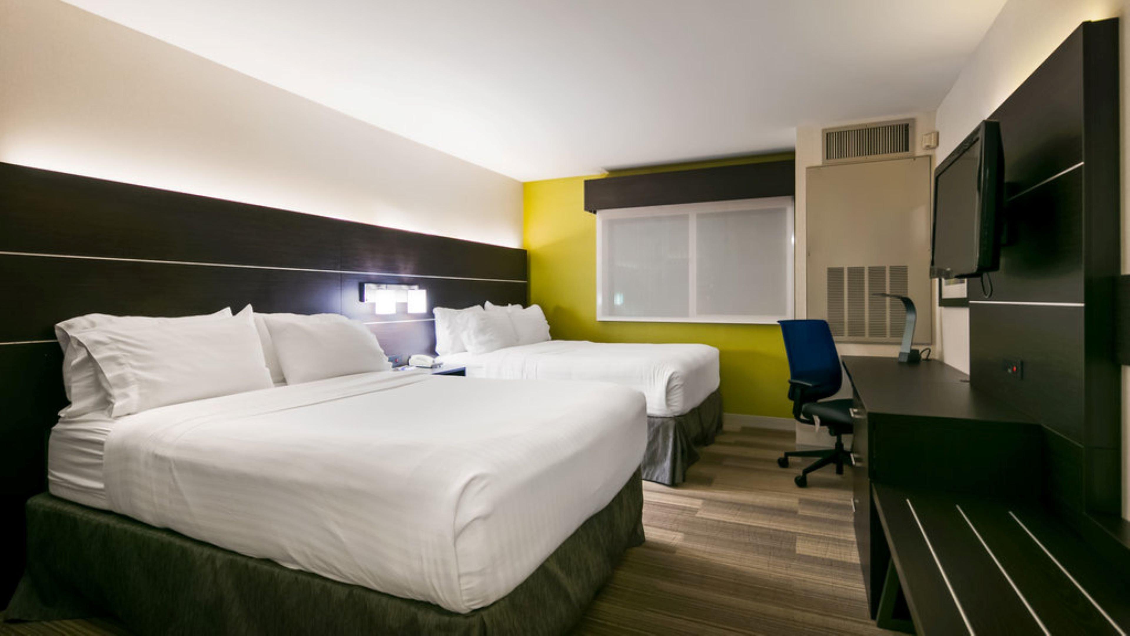 Holiday Inn Express Hotels & Suites Burlington By Ihg Exterior photo