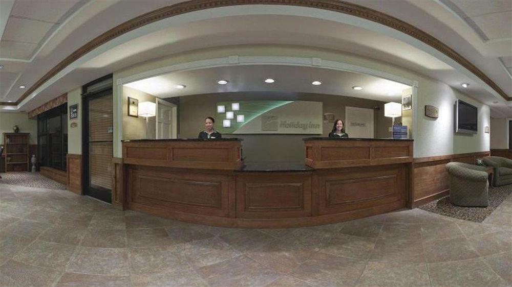Holiday Inn Express Hotels & Suites Burlington By Ihg Exterior photo
